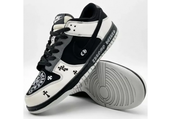 NIKE DUNK LOW X CHROME HEARTS BLACK