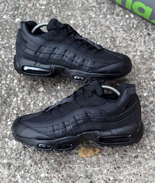 NIKE – Air Max 95 Sneakers Confort & Style Iconique