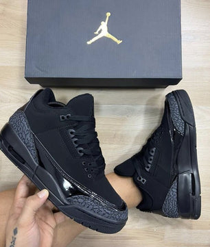 NIKE JORDAN RETRO 3 BLACK