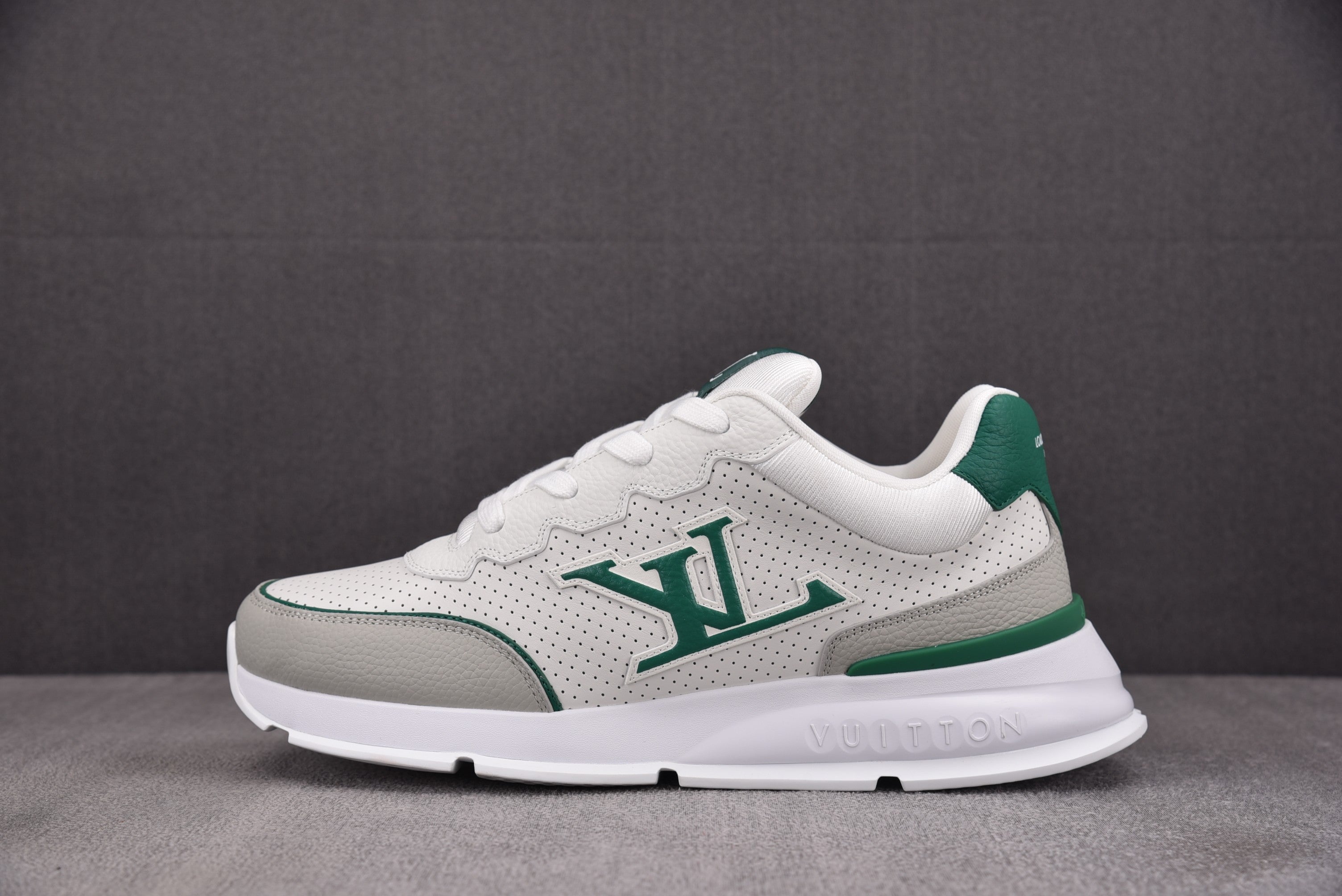 Louis Vuitton 2025 Classique Blanc Vert