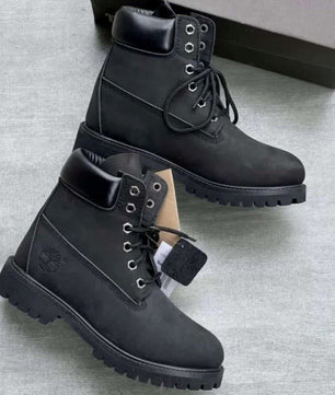 TIMBERLAND – Boots Noires Premium & Boots Bleu Premium & Style Urbain Affirmé