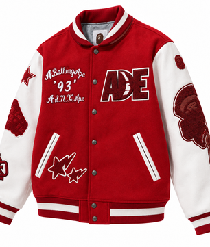 Blouson rouge, détail des écussons
