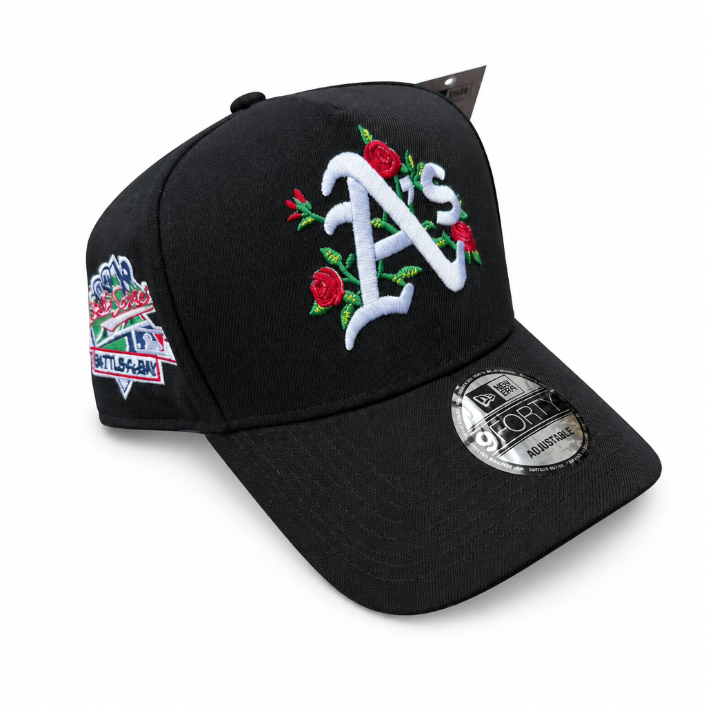 Casquette noire A’s avec roses rouges