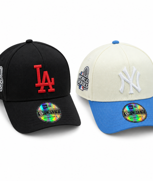 Casquettes noire à logo rouge et crème