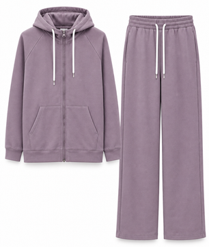 Ensemble mauve sur fond blanc