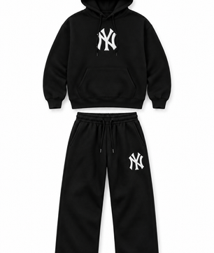 Ensemble noir à monogrammes