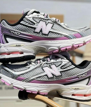 New Balance 1906R Rose