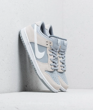 Nike SB Dunk Low