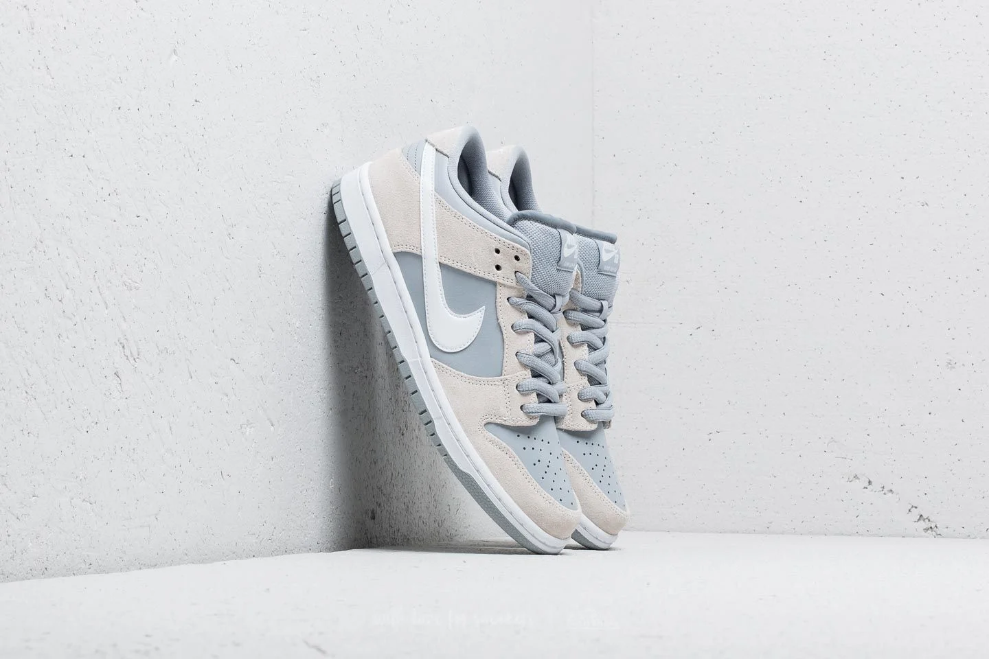 Nike SB Dunk Low