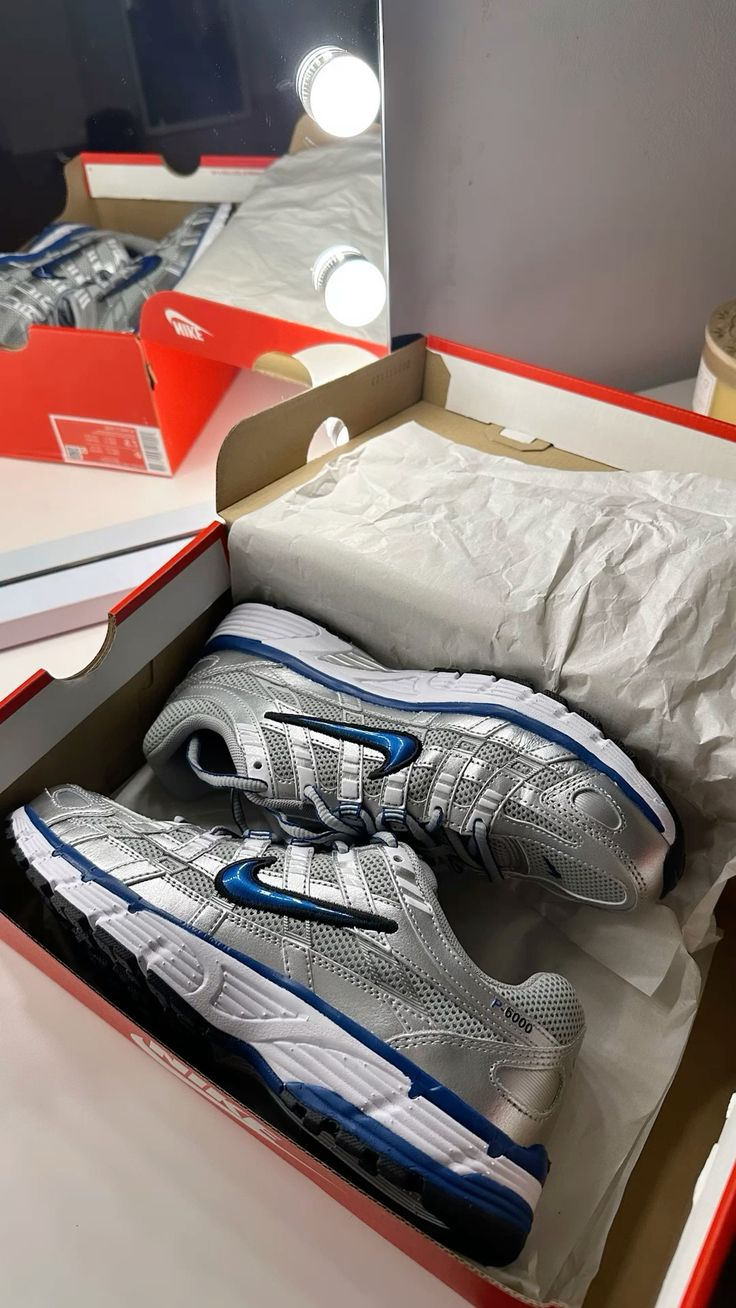 Nike P-6000 – Blanc/Bleu Royal
