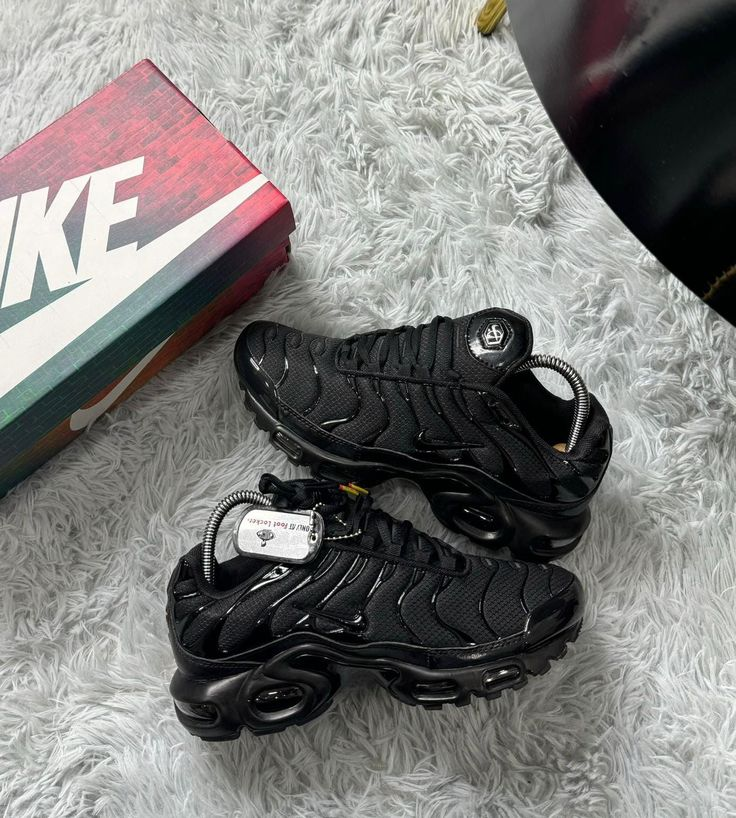 Nike  Tn Black