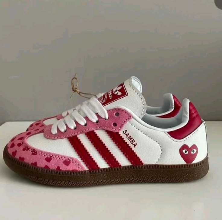Samba x comme des Garçons rose