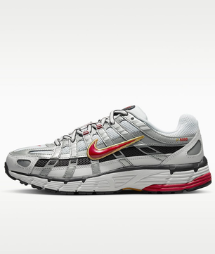 Nike P-6000 – Argent Métallique/Rouge