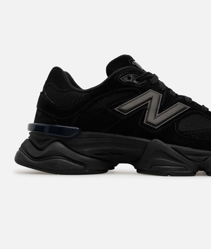 New Balance 9060 – Triple Black