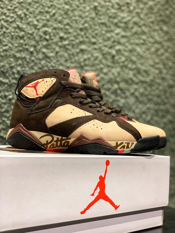 AIR JORDAN 7 – Collection Exclusive & Collaborations Iconiques