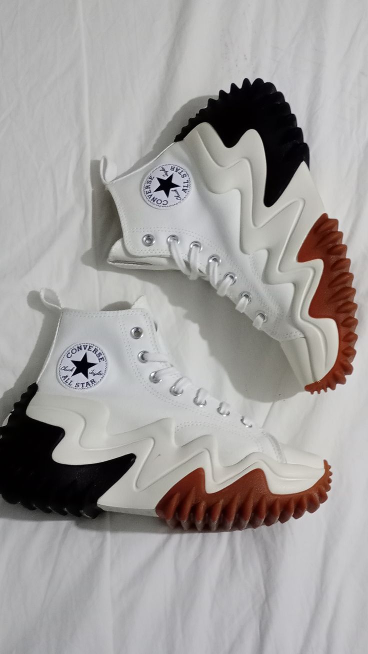 Converse run star