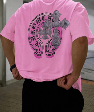 T-shirts rose.