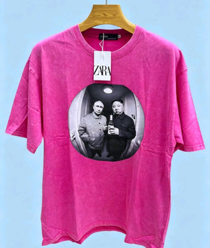 T-shirts rose.