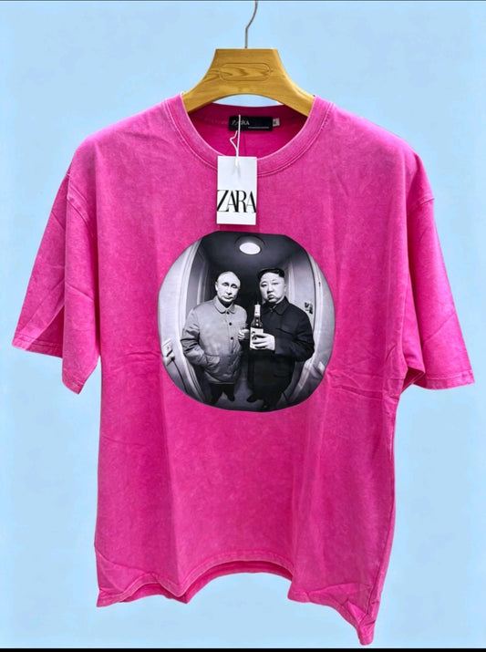 T-shirts rose.
