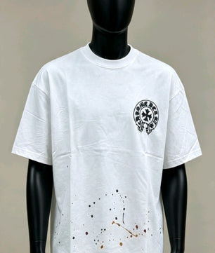 T-shirts blanc.