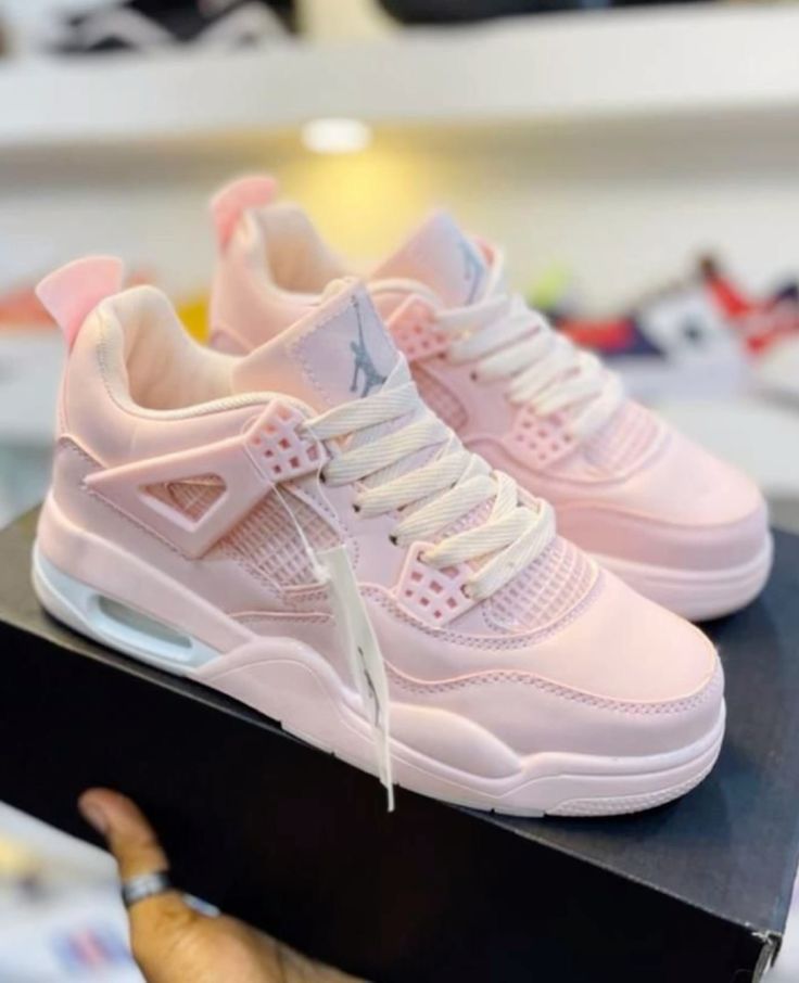 Jordan 11 Rose