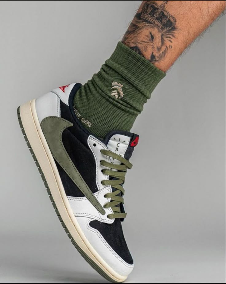 Nike Travis Scott Jordan 1