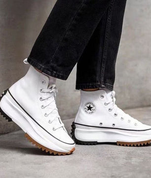 Converse run blanche