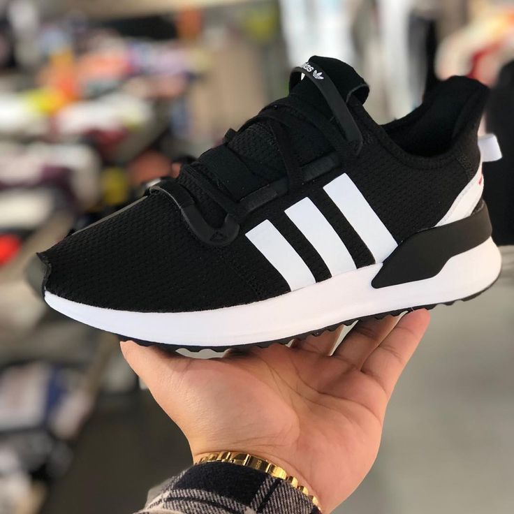 Chaussures de sport adidas
