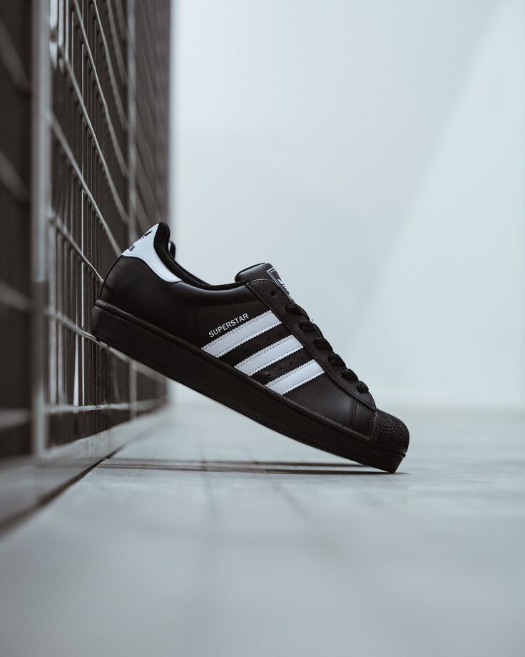 Adidas chaussures superstar II
