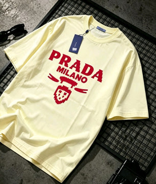 T-shirt prada