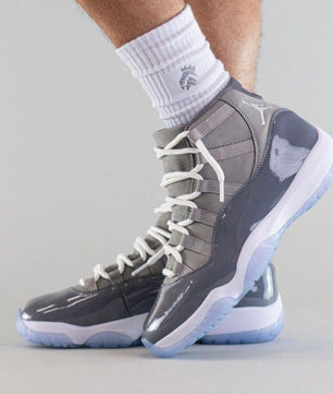 Air Jordan 11 gris