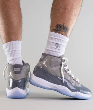 Air Jordan 11 gris