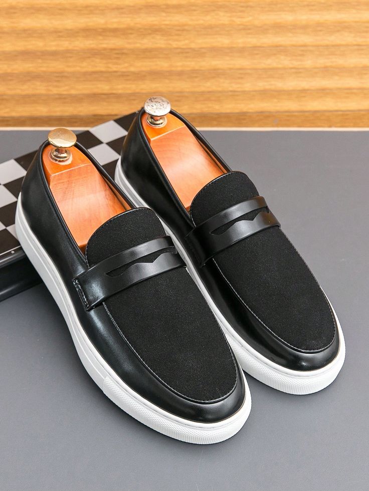 Chaussures noires pour homme