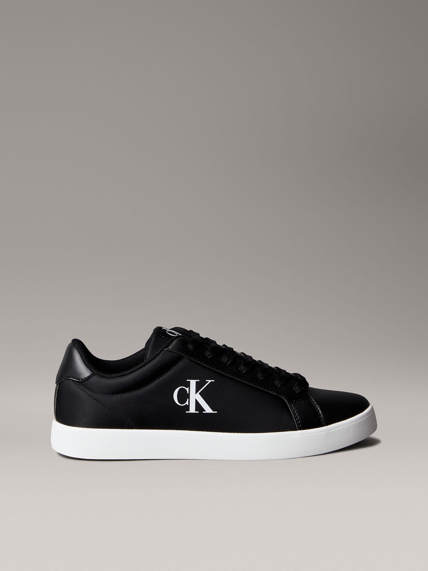 Calvin Klein noir