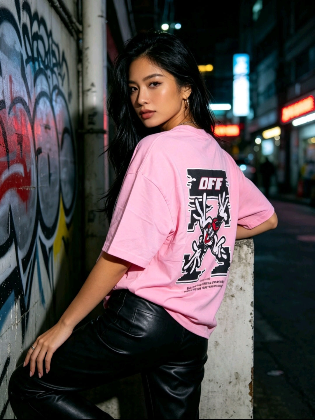 T-shirts rose et blanc.