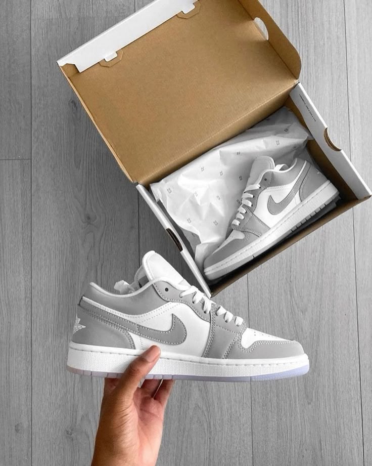 Jordan 1