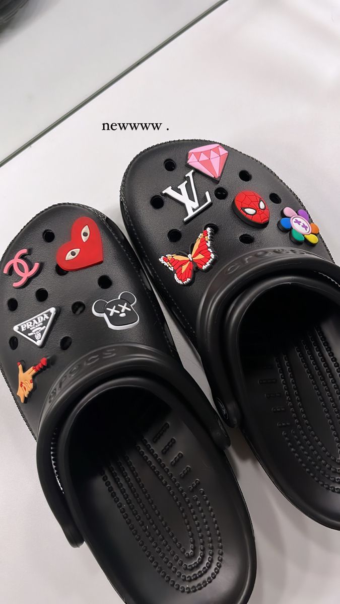 Crocs noir décoration personnalisable