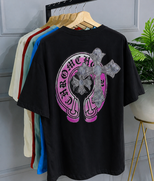 T-shirts noir.