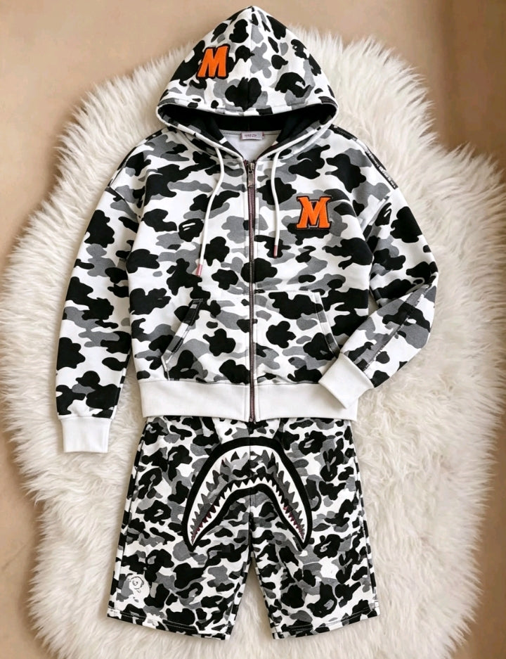 Ensemble Camouflage — Tête de Requin