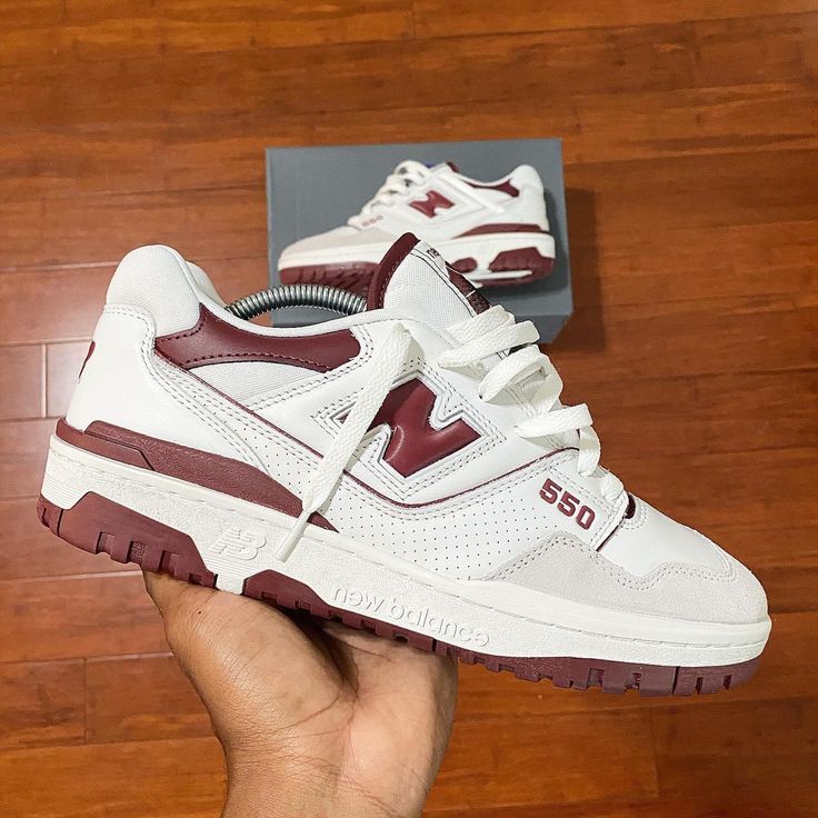 New Balance 550
