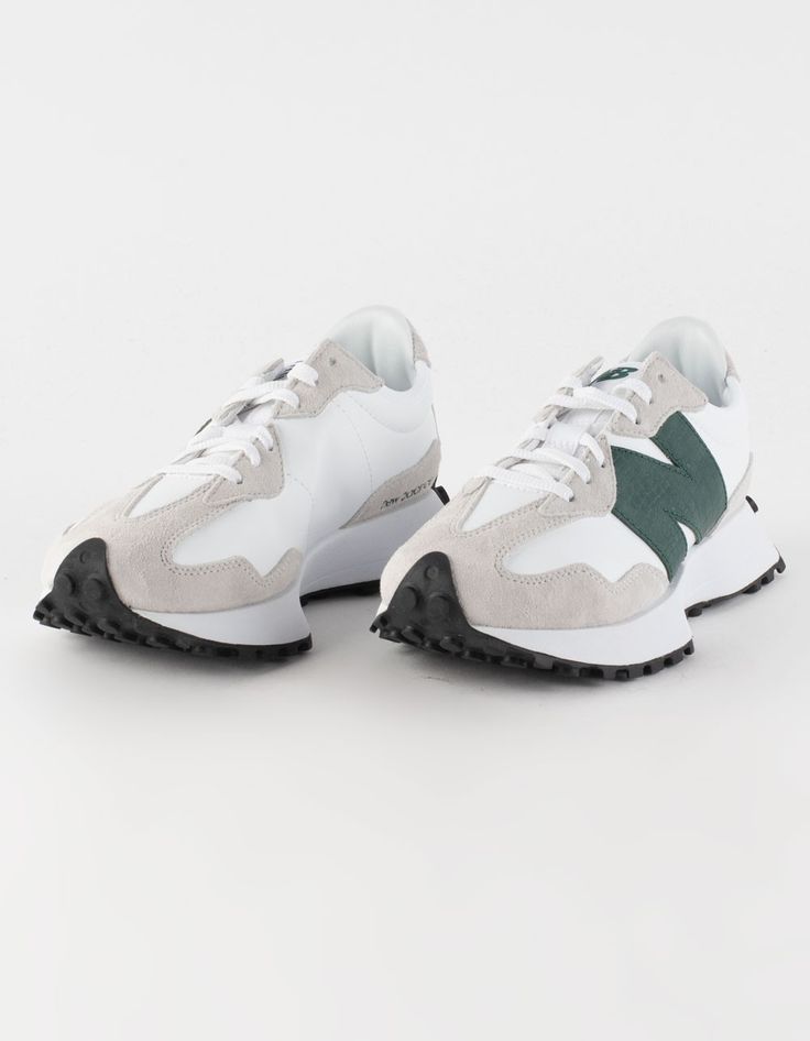 New Balance 327