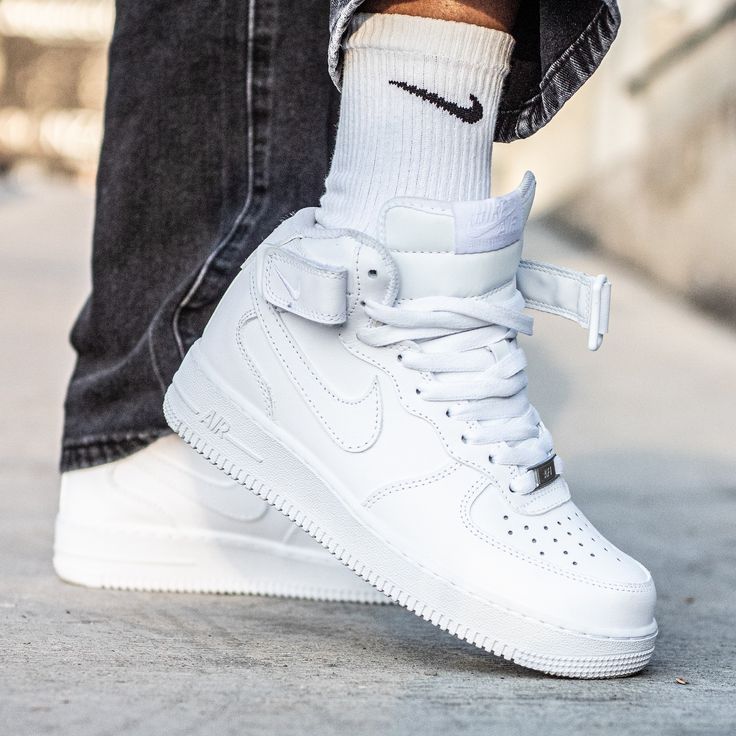 Nike air force 1 montant