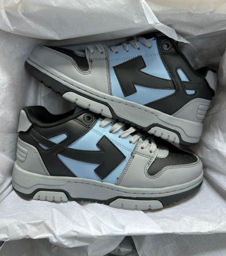 Off white Basket