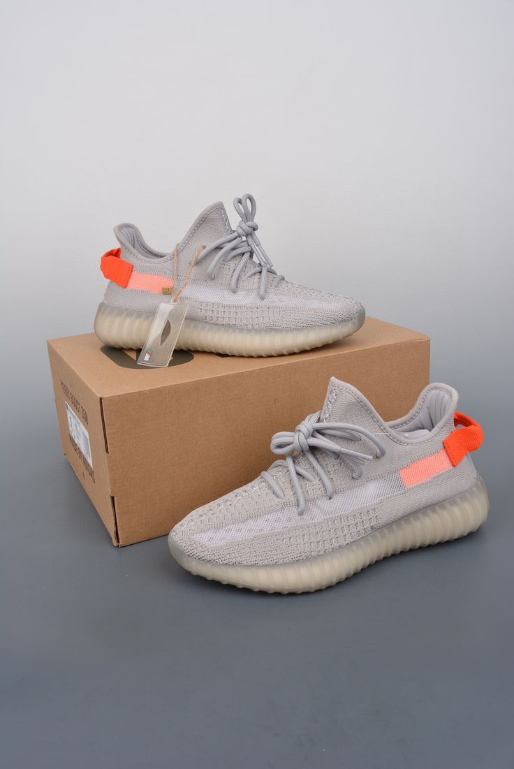 Yeezy 350 boost