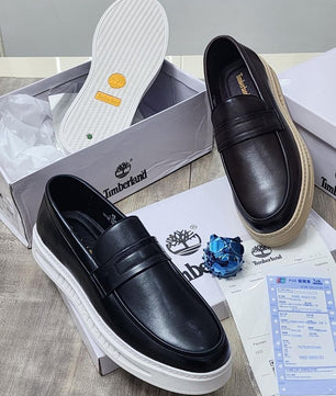 Chaussures noires pour homme