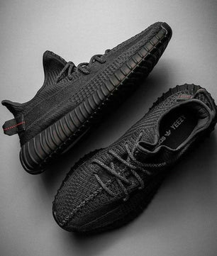 Yeezy boost black