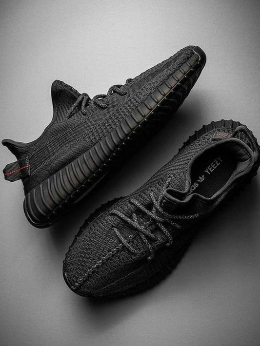 Yeezy boost black