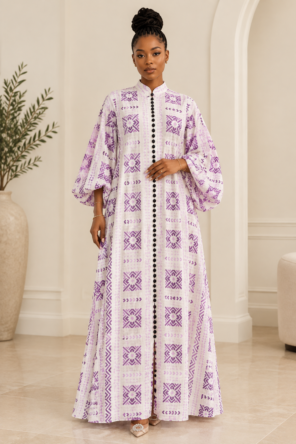 Robe imprimée, intérieur élégant