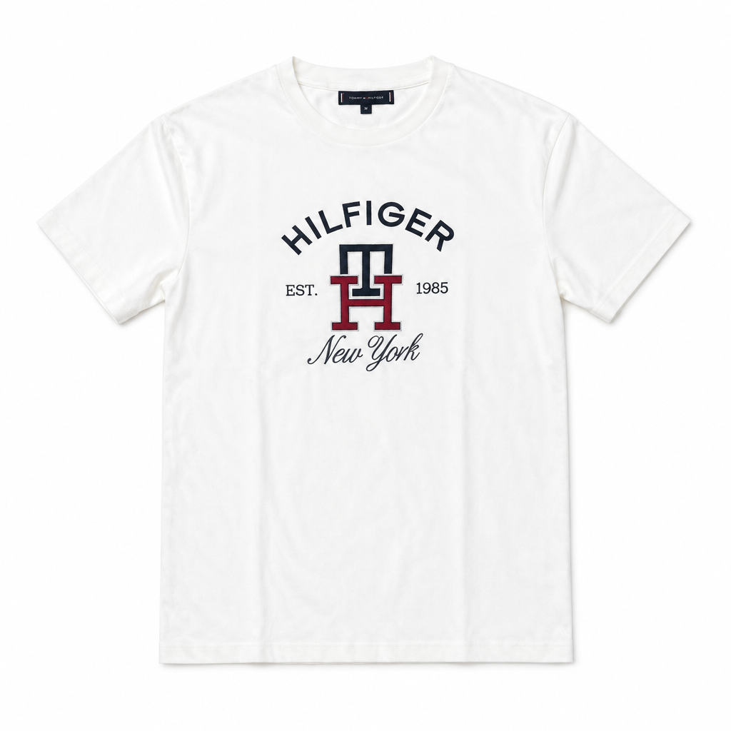 T-shirt blanc à inscription cursive