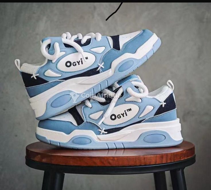 CHAUSSURE OGYI